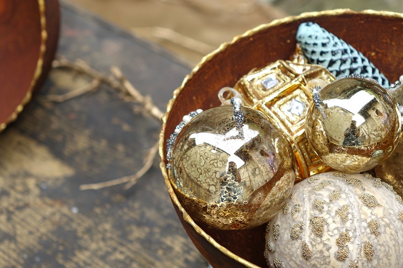 Deko Ringe geprägt Weiß Silber Gold mit Draht zum Stecken Hochzeitsdekoration